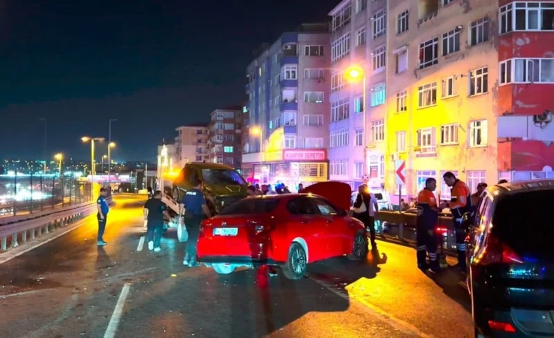 Avcılar’da alkollü sürücü dehşeti: 5 araç birbirine girdi