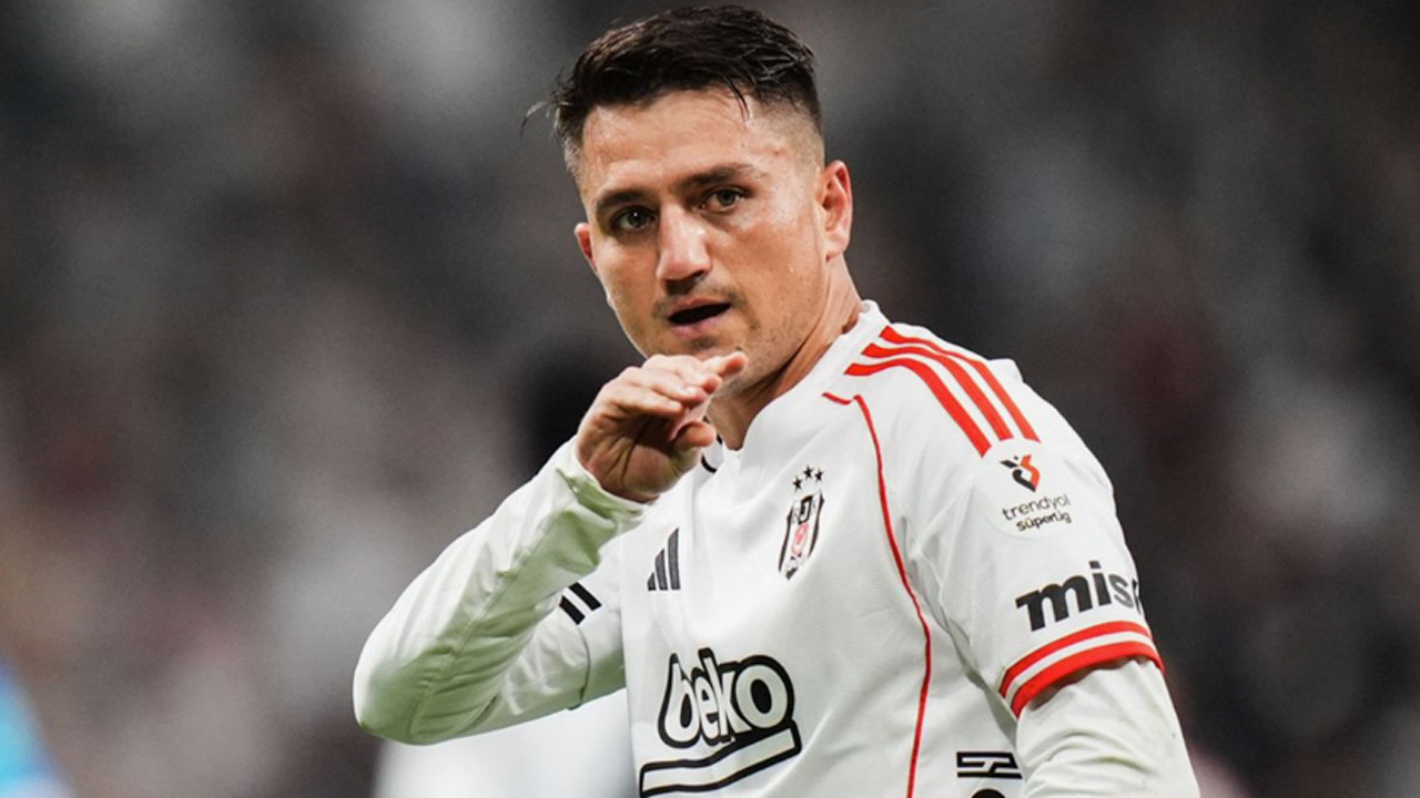 Milli futbolcu Cengiz Ünder’in mutlu günü! Roma’da nikah masasına oturdu