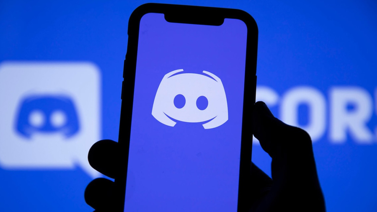 Bakan Uraloğlu müjdeyi canlı yayında duyurdu: Discord açılacak