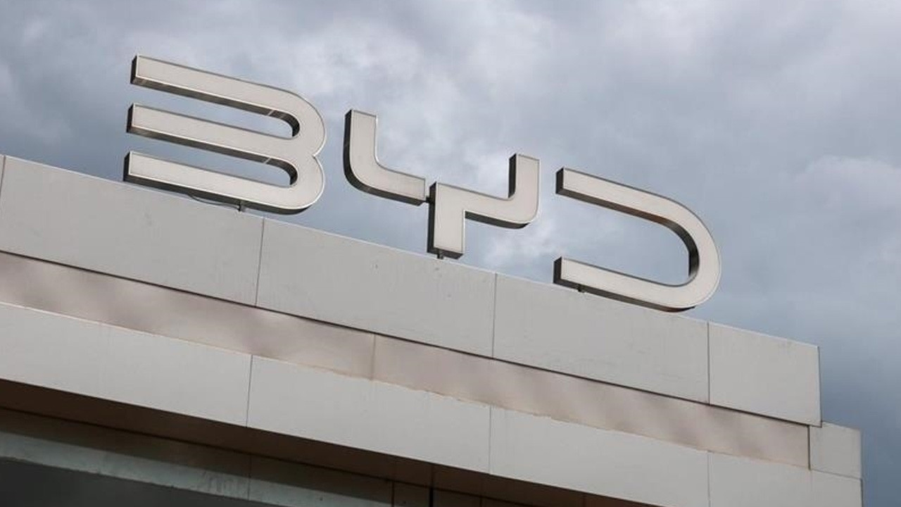 BYD Türkiye kararını resmen açıkladı! 1 milyar dolarlık fabrika projesi askıya alındı