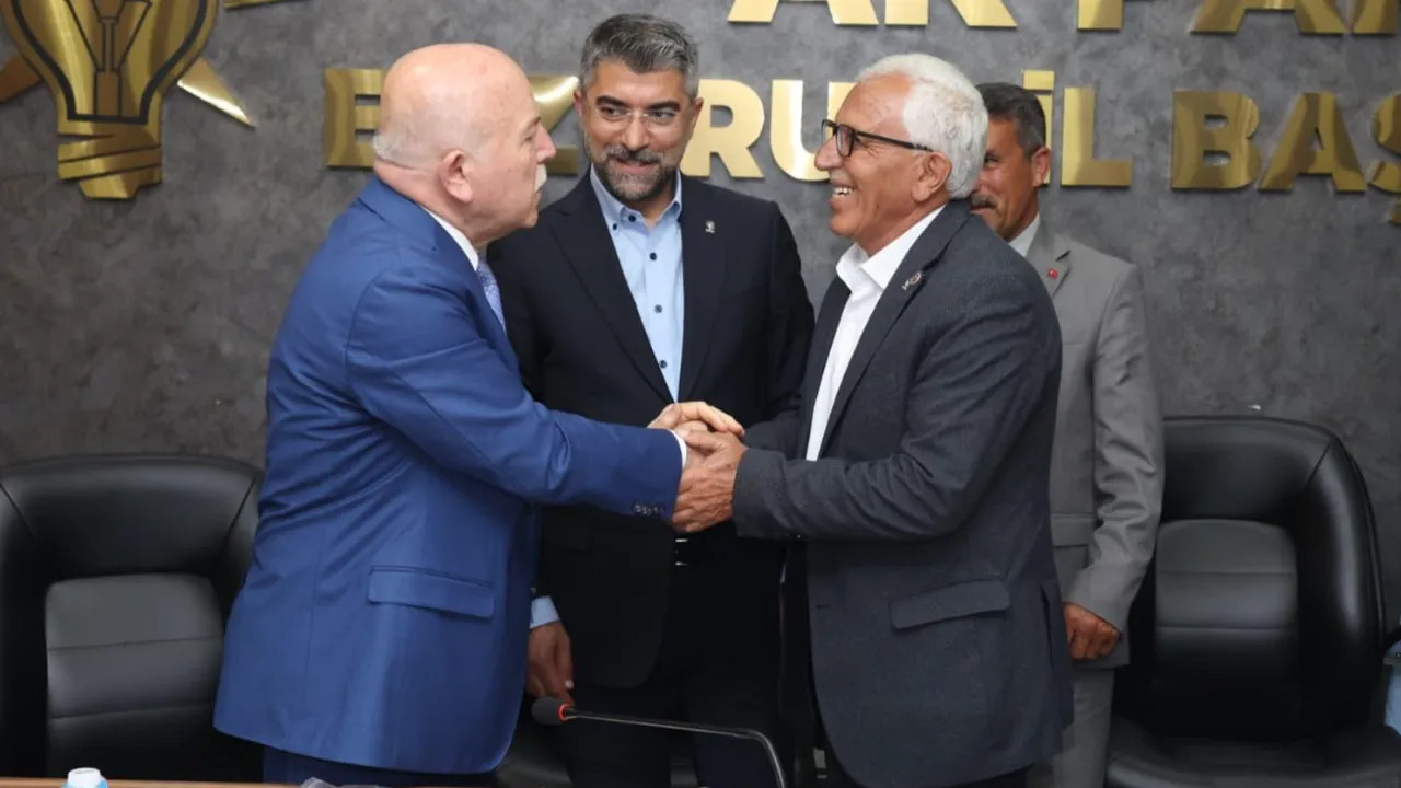 CHP’de bir istifa daha! O isim de resmen AK Parti’ye geçti