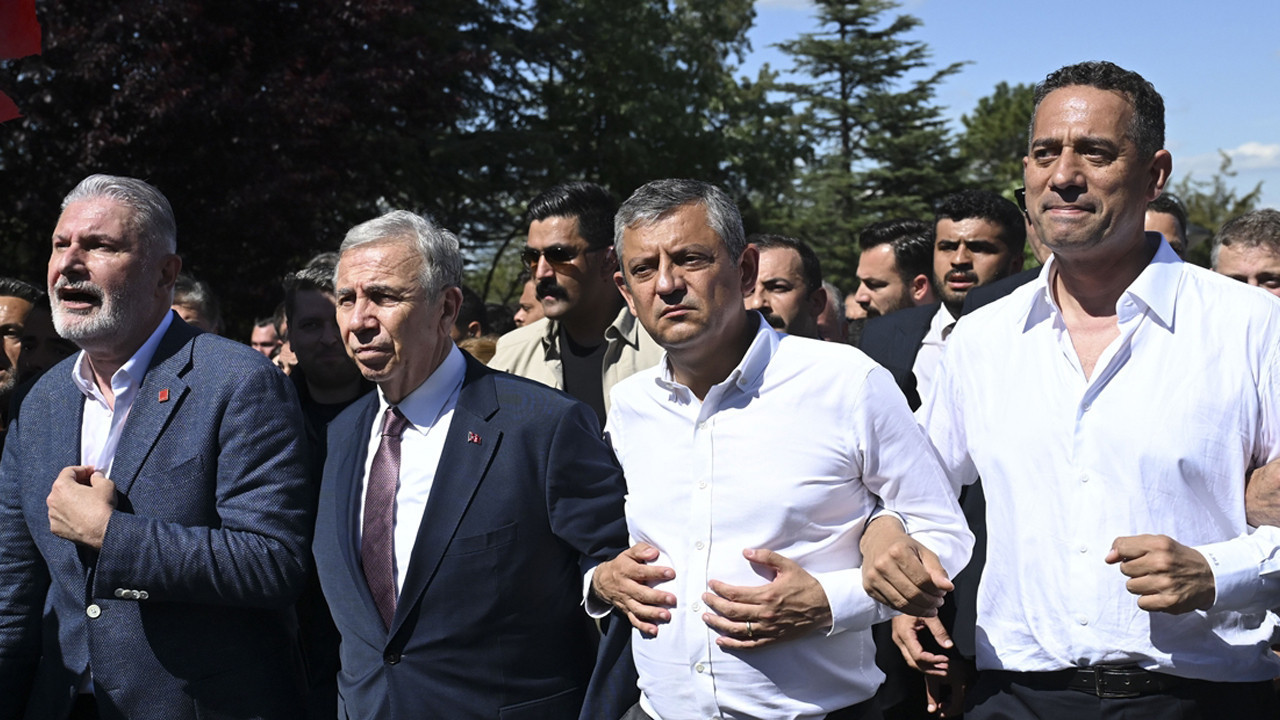 CHP’de grup toplantısı gerilimi! Mansur Yavaş’tan Kemal Kılıçdaroğlu’na çağrı