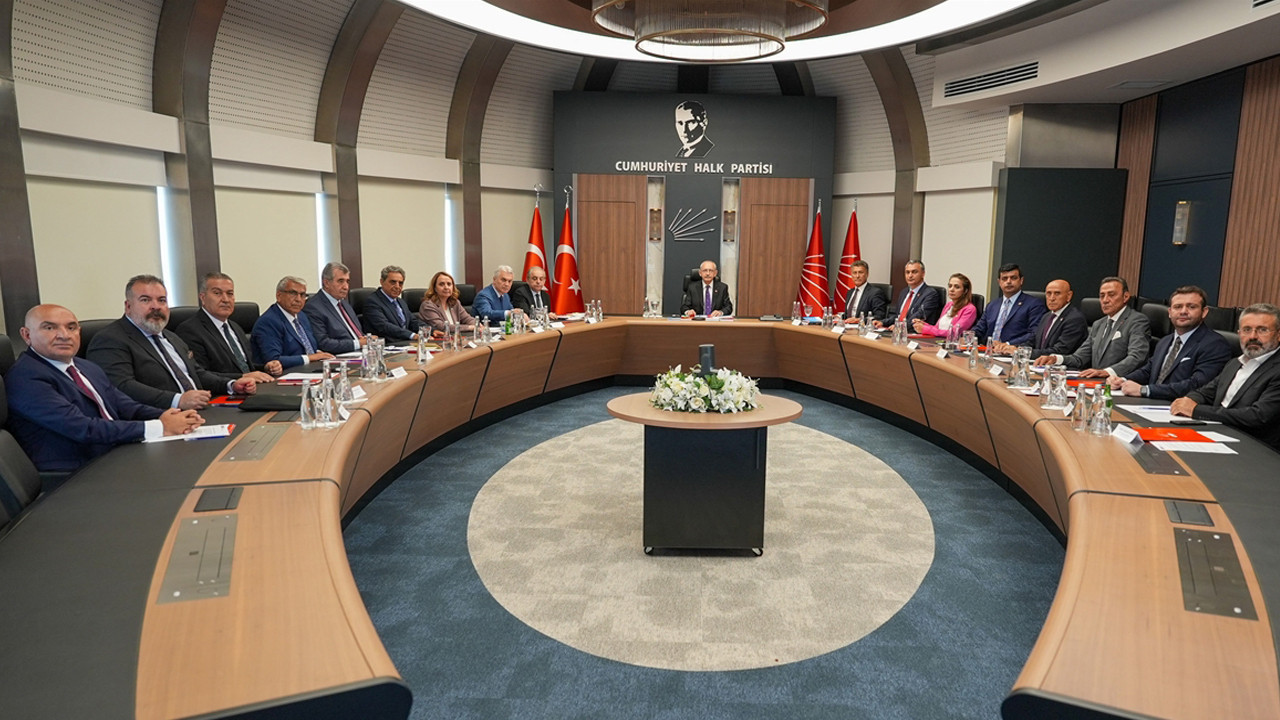 CHP’de ikinci ihraç dalgası mı? Sinan Burhan yeni listeyi açıkladı