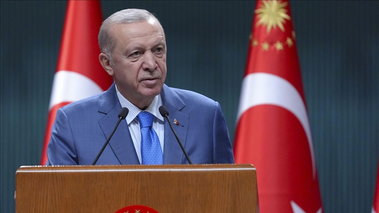 Cumhurbaşkanı Erdoğan, Aziz Yıldırım’ı arayarak tebrik etti