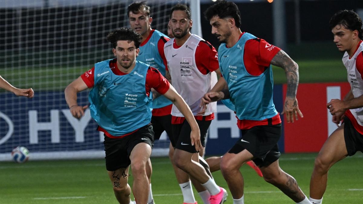 Termometreler 40 dereceyi aştı! Milliler çöl sıcaklarıyla mücadele ediyor