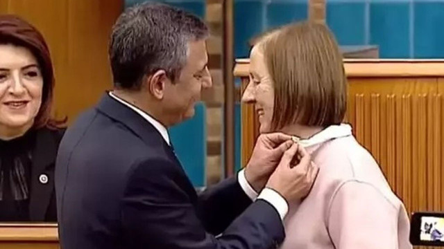 Yeni Parti'ye katılması beklenirken AK Parti'ye katılıyor! Dikkat çeken iddia - Resim: 0